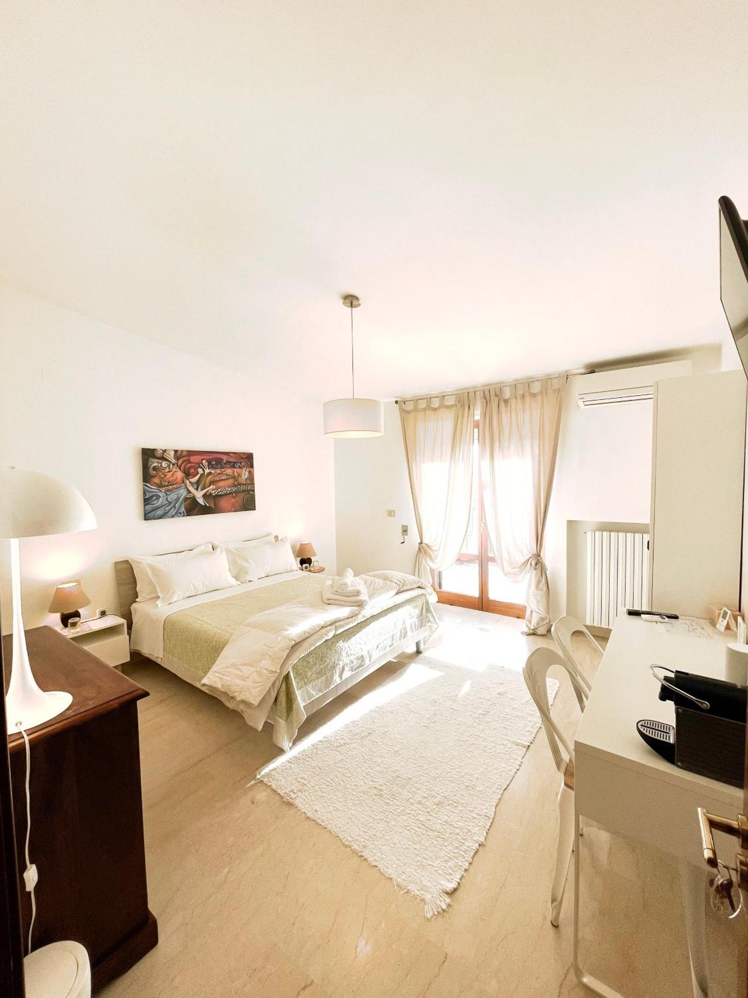 B&B Le Saline Taranto Exterior foto